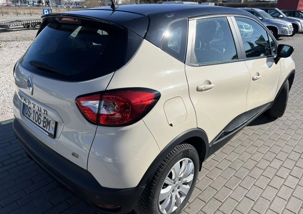 Renault Captur cena 31900 przebieg: 220000, rok produkcji 2014 z Duszniki-Zdrój małe 781